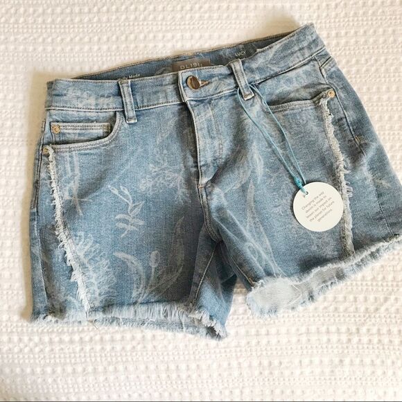 NWT DL1961 Lucy Distressed Girls Jean Shorts Size 16 - Picture 1 of 4